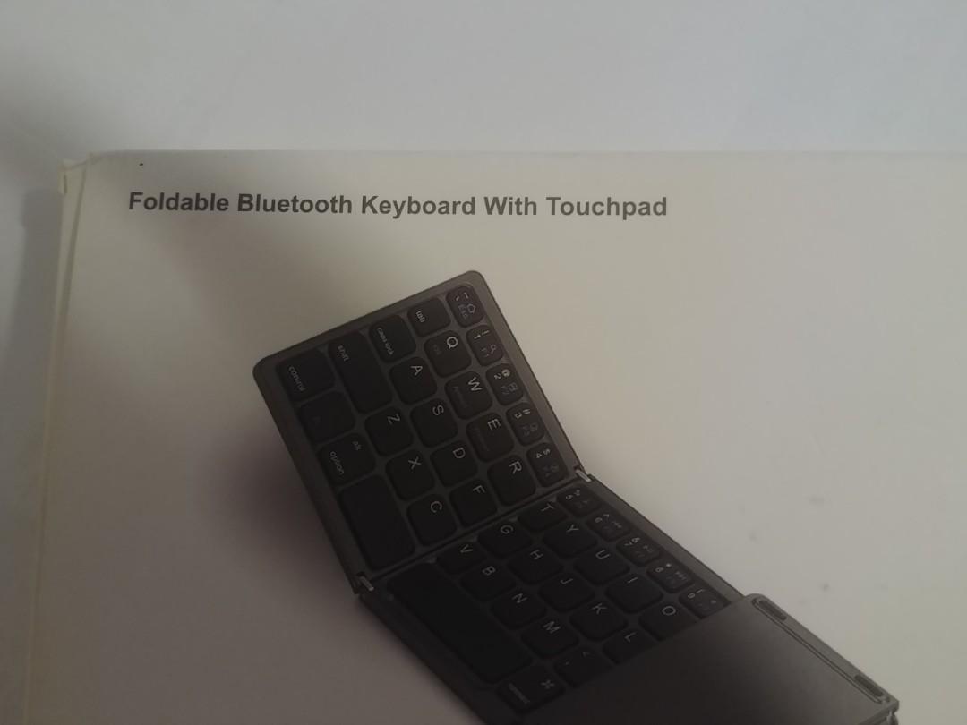 Foldable bluetooth Keyboard with touchpad (Category: Computer Keyboard) located in Pasig City. Submitted by borjong (Listing ID 1020836730, Image 2). Description: Brand new Wireless Keyboard. Binili sa SM Cyberzone. tried lang then di na nagamit. rfs: change of mind may bibiling ibang accessory pm lang if interested thanks.