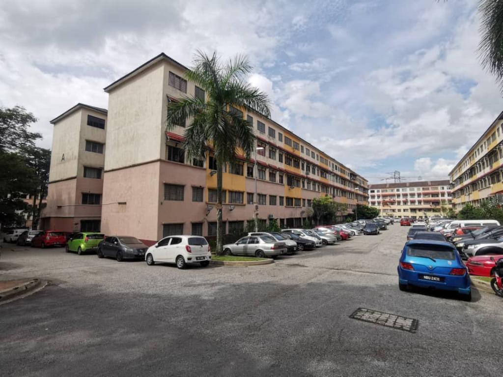 2nd Floor Rampai Idaman Apartment Prima Damansara Damai Move In Ready Property Rentals On Carousell