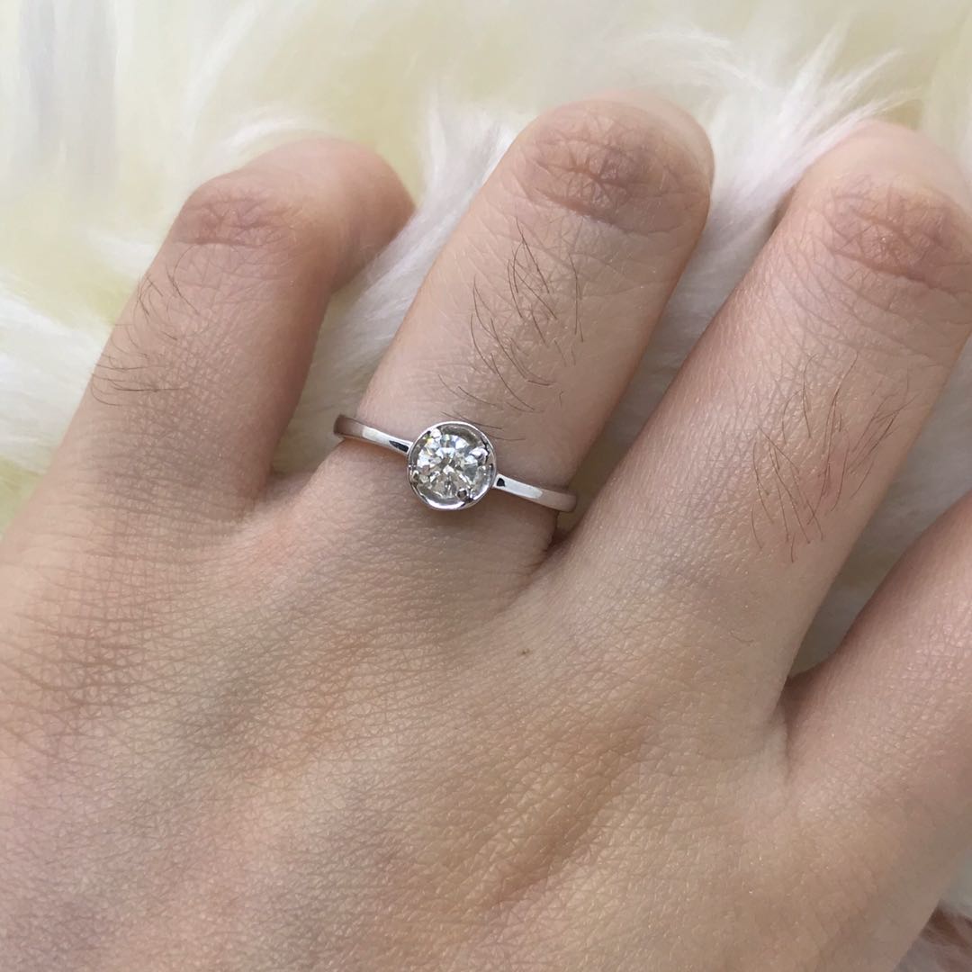 30 Diamond Engagement Ring, Women'S Fashion, Jewelry & Organizers, Rings On  Carousell