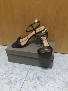 （分類：）位於 。 由 amansssss 提交（商品編號 1021242397，圖片 1）。簡介： 。