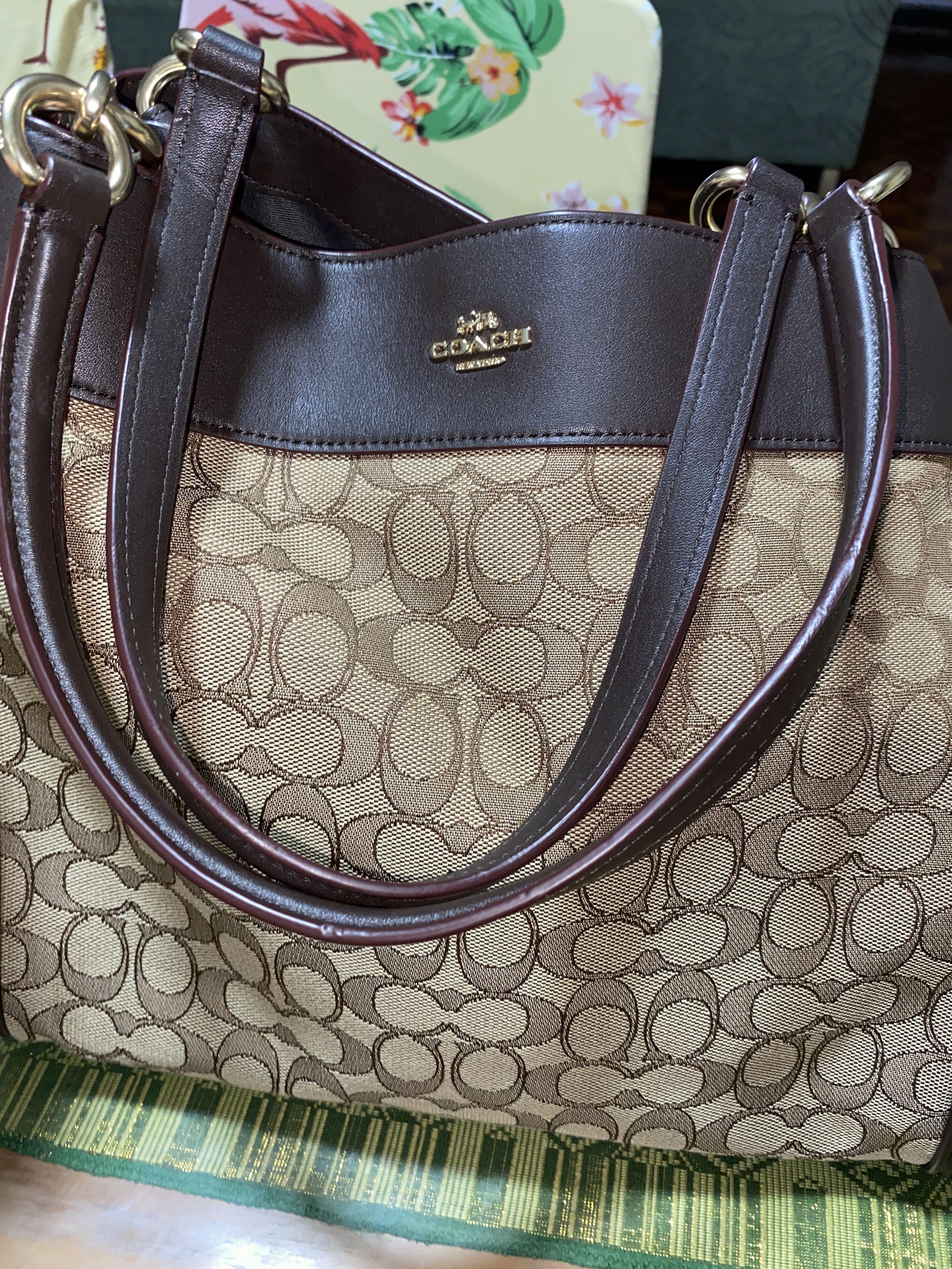 Coach lexy clearance shoulder bag price
