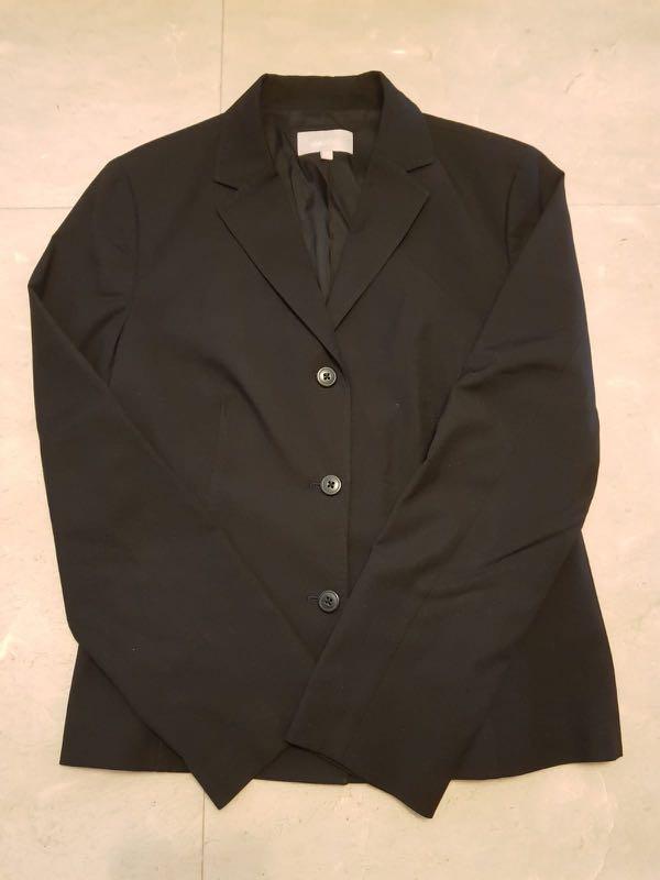 G2000 jacket (Category: Coats, Jackets and Outerwear) located in Singapore. Submitted by sourtarts (Listing ID 1021245178, Image 1). Description: -Used G2000 jacket -grown out of it -size 11.