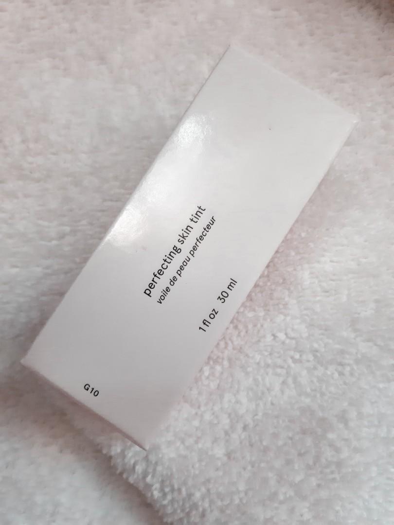 Glossier Skin Tint In G10 Beauty Personal Care Face Makeup On Carousell Buy now glossier perfecting skin tint, glossier.com, £20. carousell