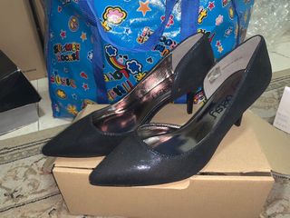 (Category: ) located in . Submitted by aleeeeen (Listing ID 1021182167, Image 1). Description: .