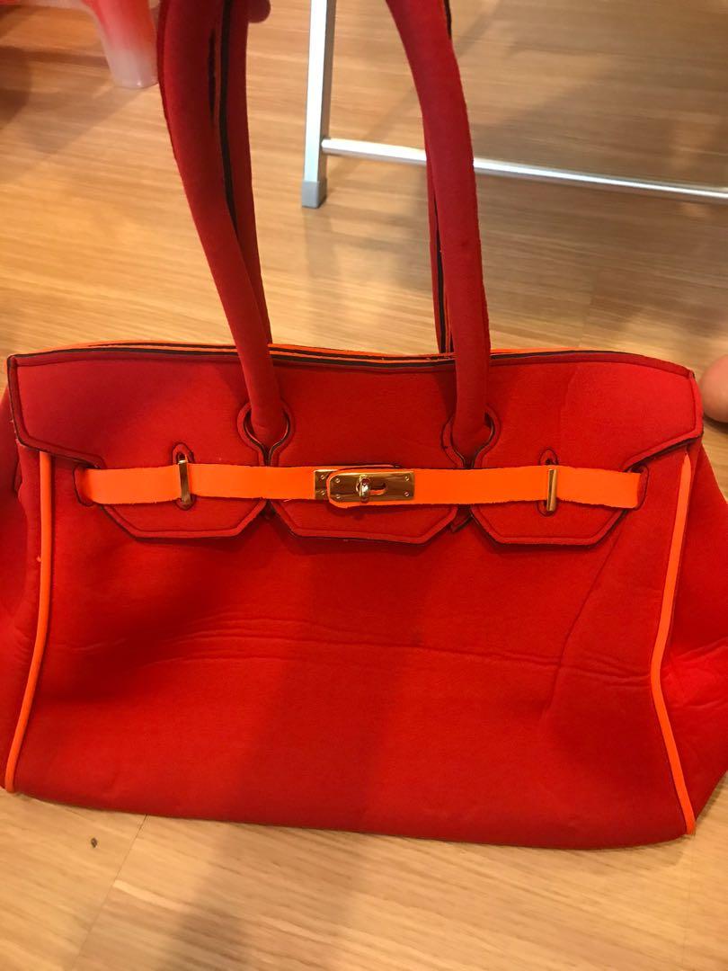LEGHILA NEOPRENE KELLY BAG Made in Italy, Women's Fashion, Bags u0026 Wallets,  Purses u0026 Pouches on Carousell