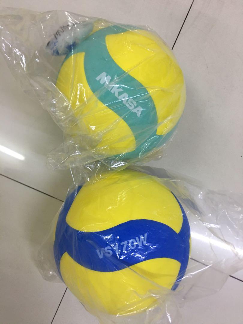 MIKASA VS170W Kids VolleyBall, Sports Equipment, Sports & Games, Racket ...