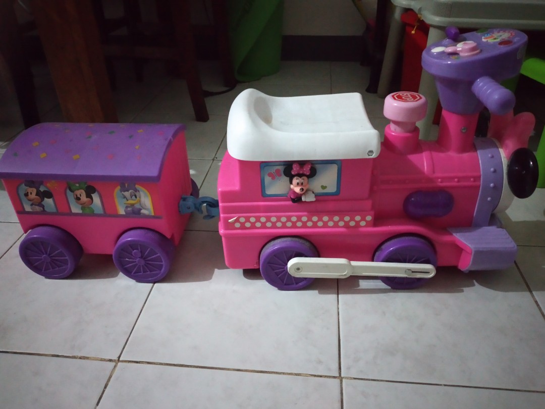minnie mouse train set