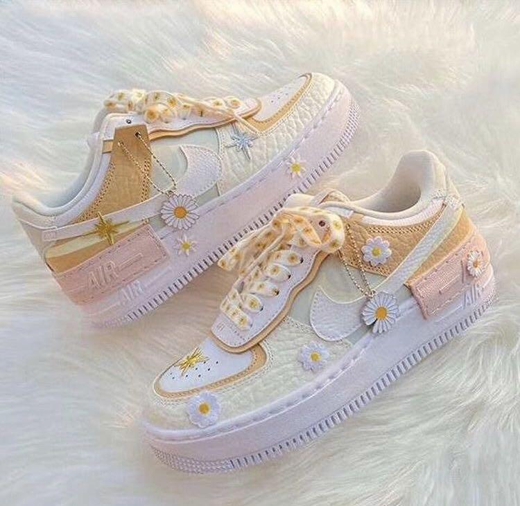 nike air force 1 small daisy lace