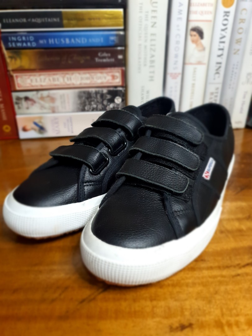 Leather supergas shop