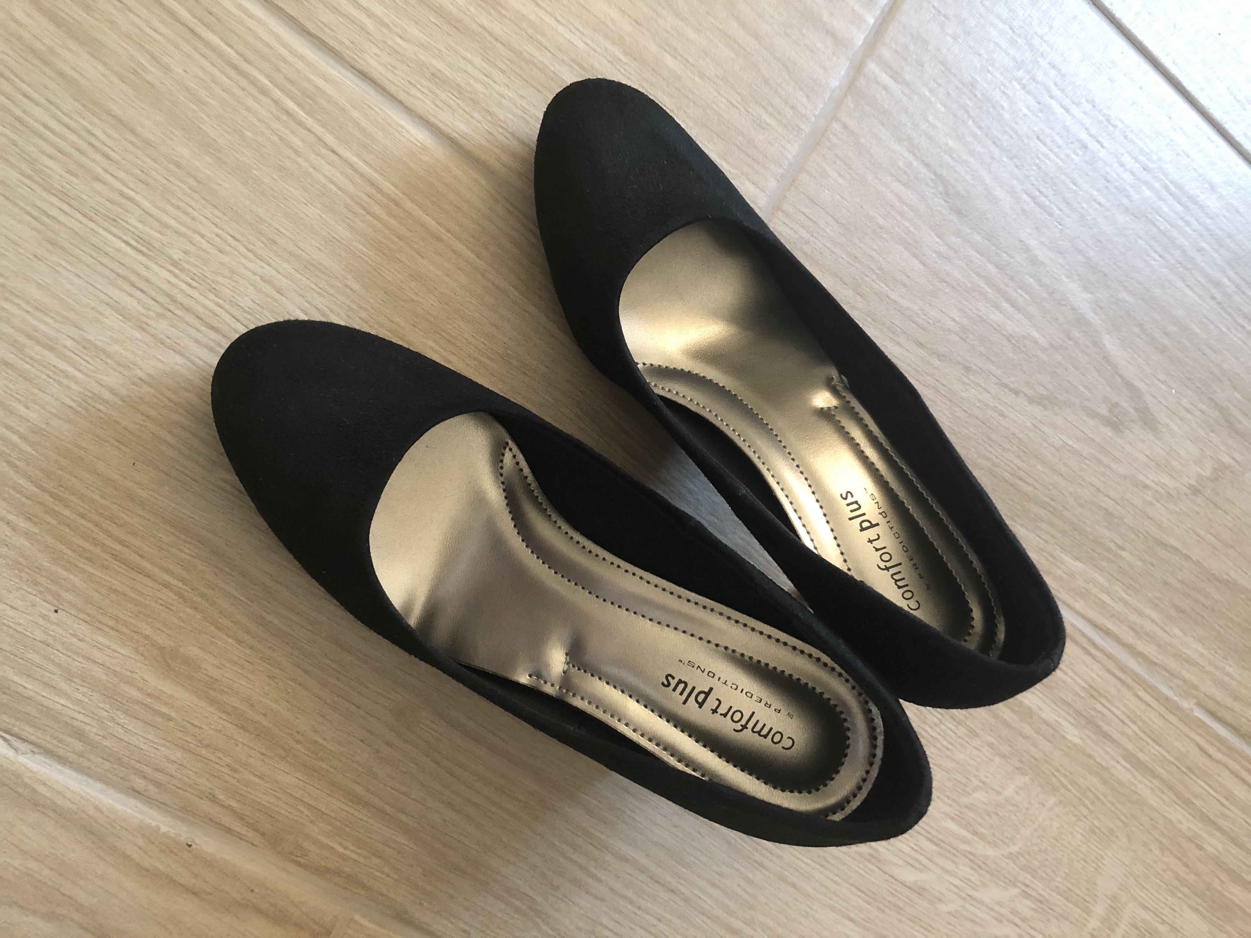 Payless Comfort Plus Size 7 Women S Fashion Shoes Heels On Carousell