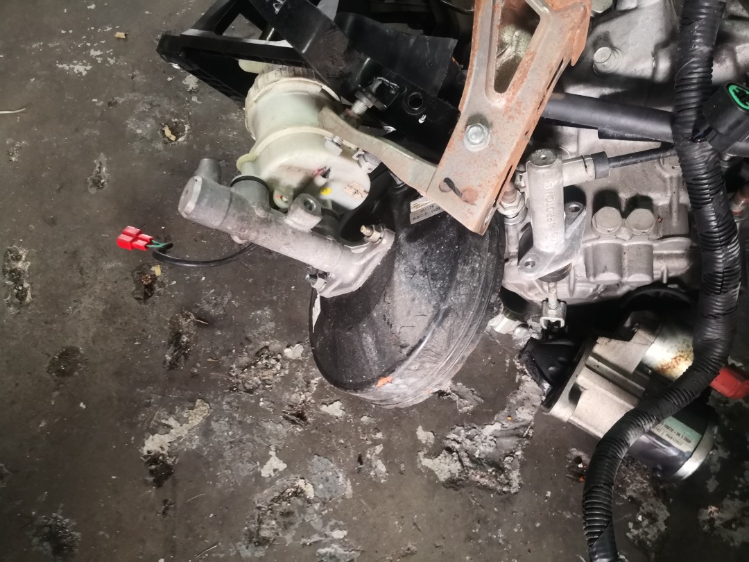Persona Manual Gearbox Complete Set Auto Accessories On Carousell