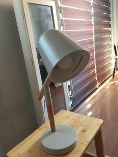 Quentin lamp