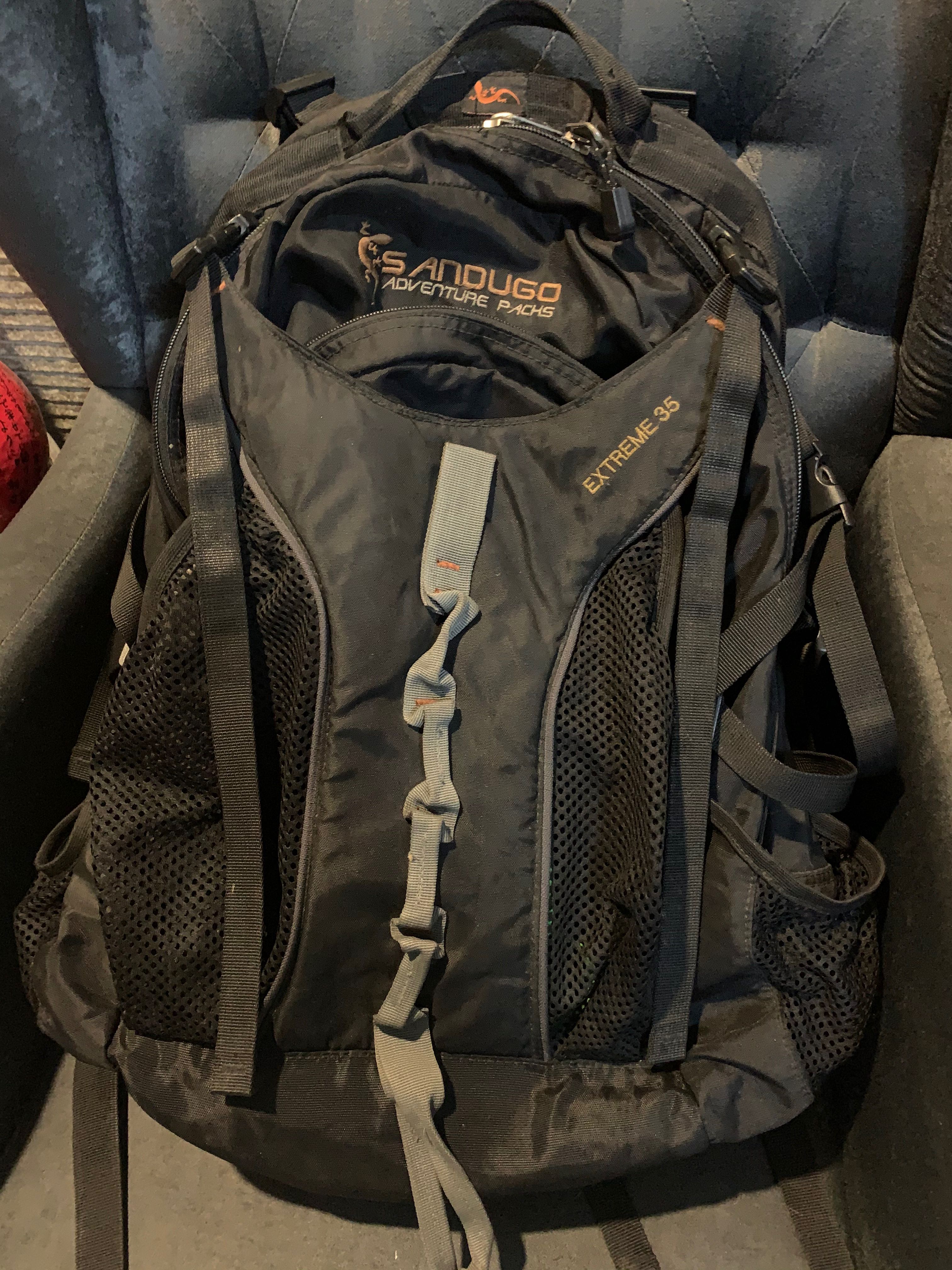 Sandugo Extreme 35 Travel Bagpack
