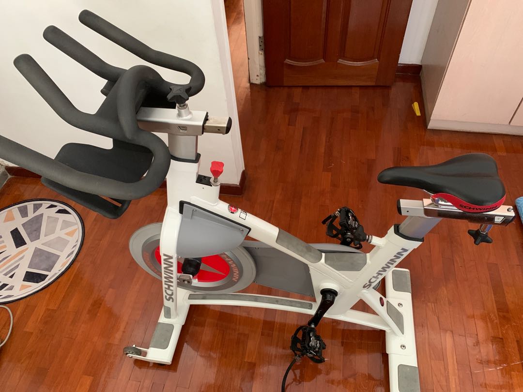 Schwinn spin bike Sports Equipment Bicycles Parts Bicycles on