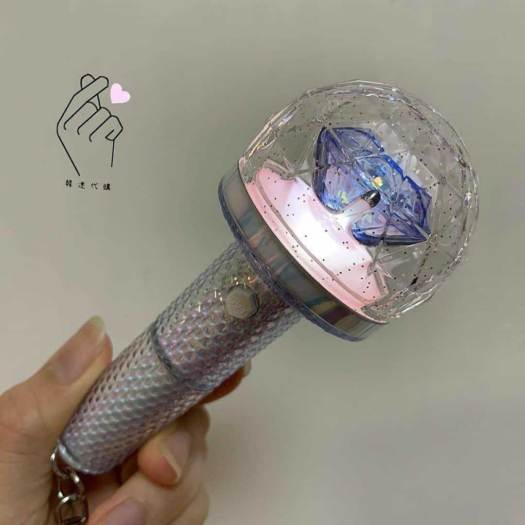 Seventeen 17 手燈鎖匙扣 興趣及遊戲 古董收藏 韓流 Carousell