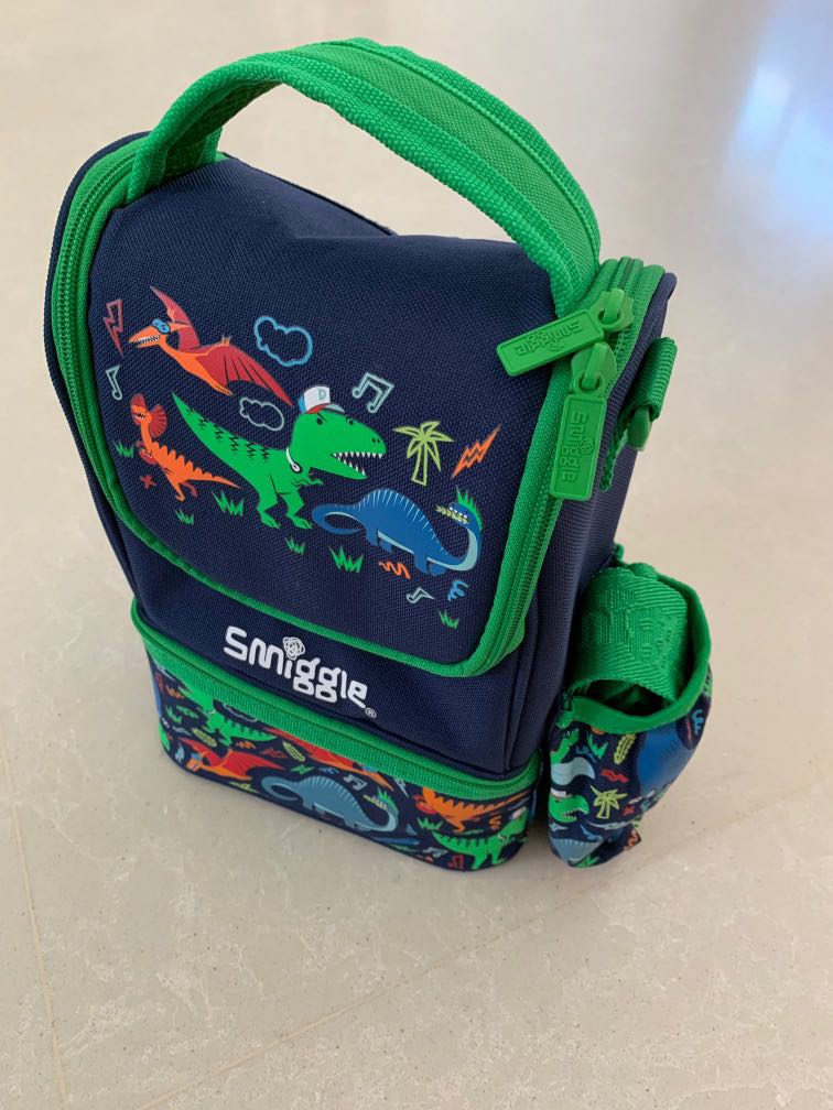 Smiggle lunch box dinosaur design