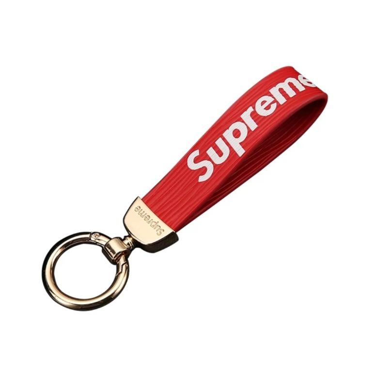 Supreme Car Keychain 2024 www.lightgames.pro