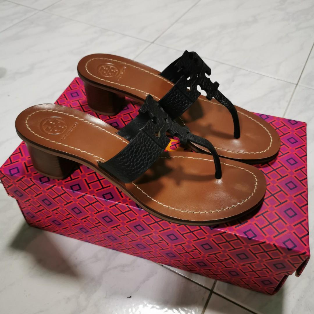Tory Burch Moore Leather Sandals (Heeled), Women's Fashion, Footwear, Flats  on Carousell