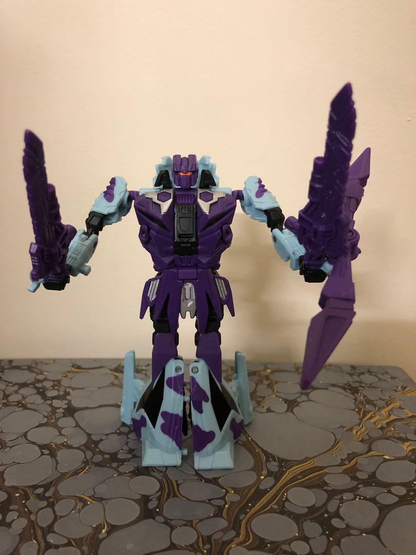Transformers Generation 2 Vortex (Category: Toy Figures) located in Singapore. Submitted by ChamberlainHeight (Listing ID 1021178688, Image 1). Description: .