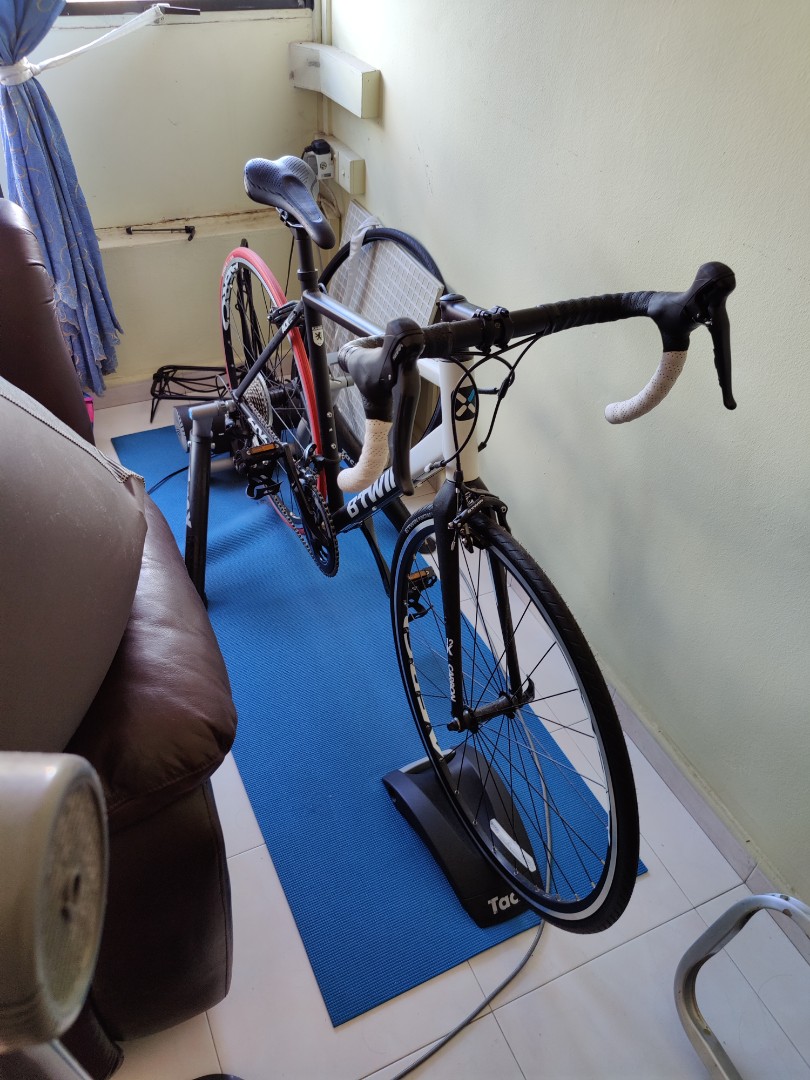 Triban 520 Tacx Bushido Indoor Trainer Neg Bicycles Pmds Bicycles Road Bikes On Carousell