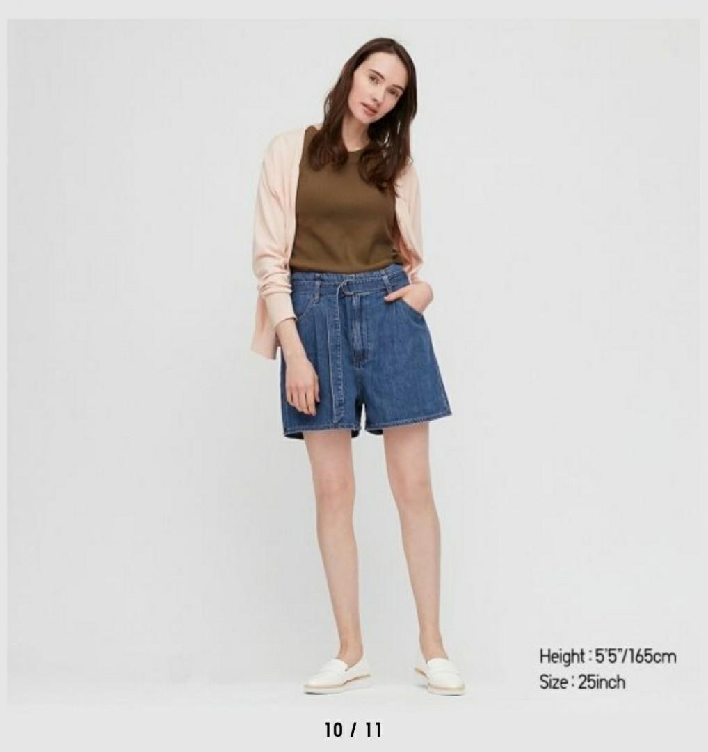 Uniqlo high waisted shorts top