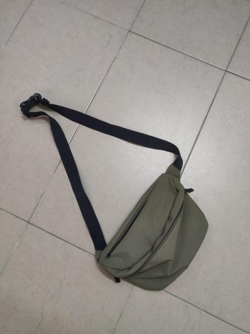 uniqlo side bag