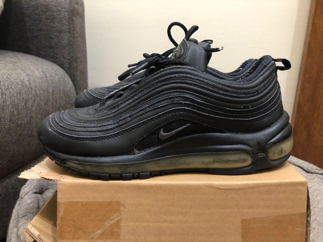 Triple black air online max 97 on feet
