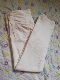 (Category: ) located in . Submitted by estherea (Listing ID 1021172179, Image 1). Description: .