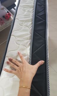 (Category: ) located in . Submitted by faeztaib (Listing ID 1021370697, Image 1). Description: .