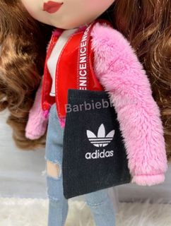 （分類：）位於 。 由 barbieblythe 提交（商品編號 1021443797，圖片 1）。簡介： 。