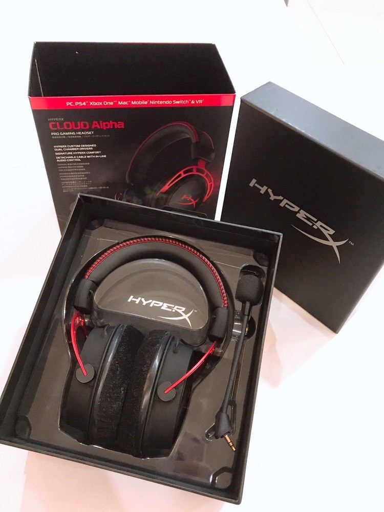 hyperx cloud alpha what's in the box