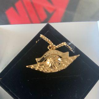 air dior necklace