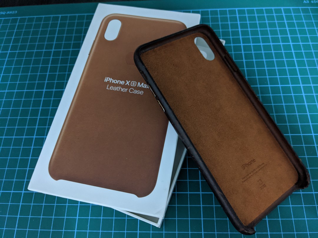 Apple Iphone Xs Max Leather Case With Box Mobile Phones Tablets Mobile Tablet Accessories Cases Sleeves On Carousell