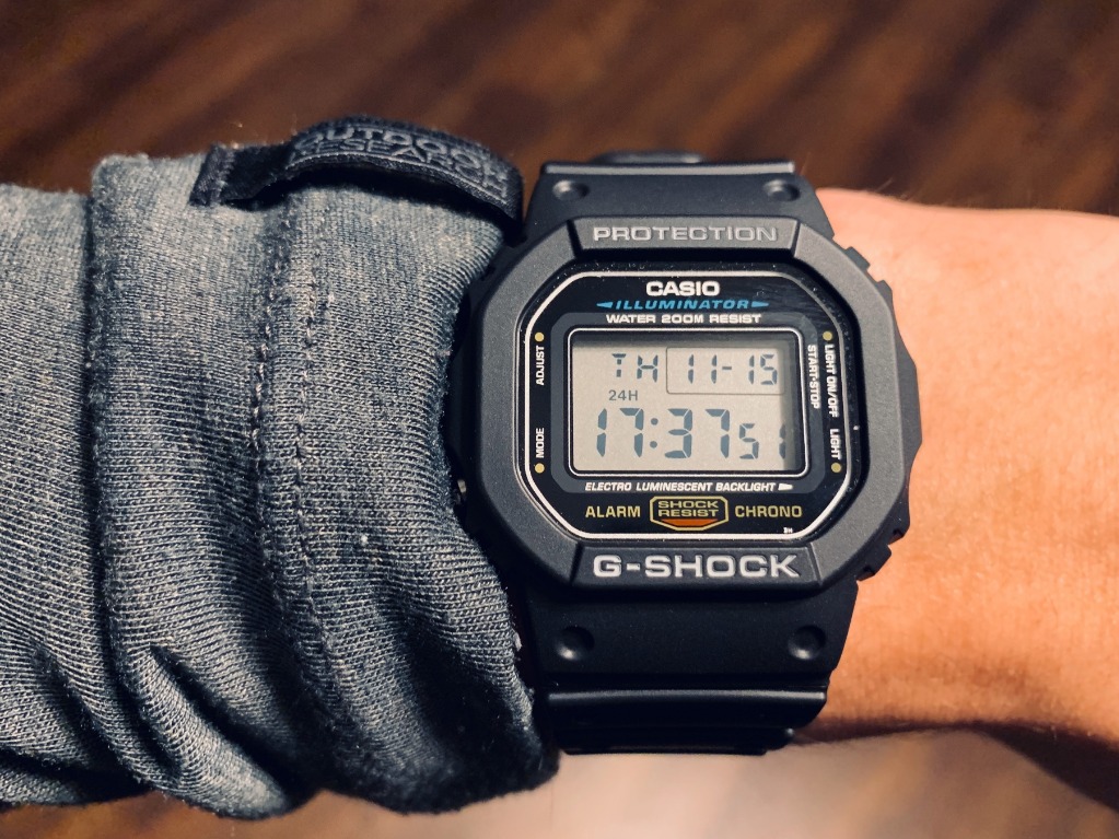 G shock 5600e 1v hotsell