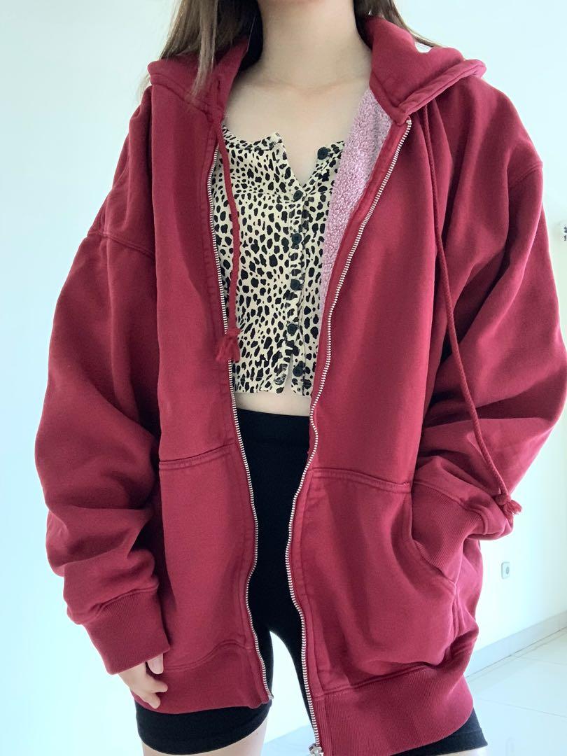 Brandy Melville oversized Carla hoodie jacket, Fesyen Wanita, Pakaian