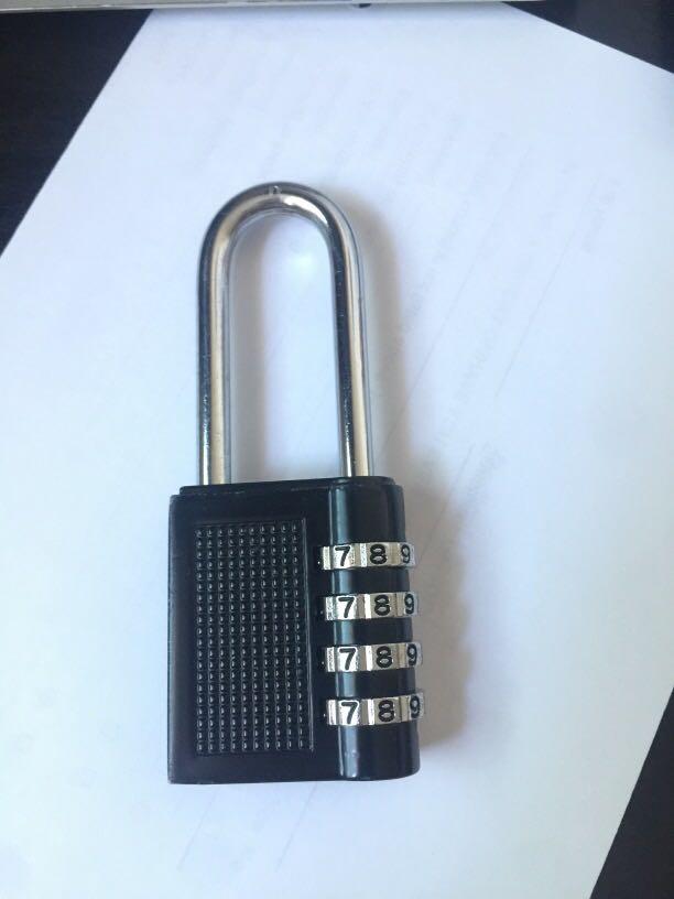 Code padlock (Category: Everything Else) located in Singapore. Submitted by mel_lee (Listing ID 1021423648, Image 1). Description: Can reset password .