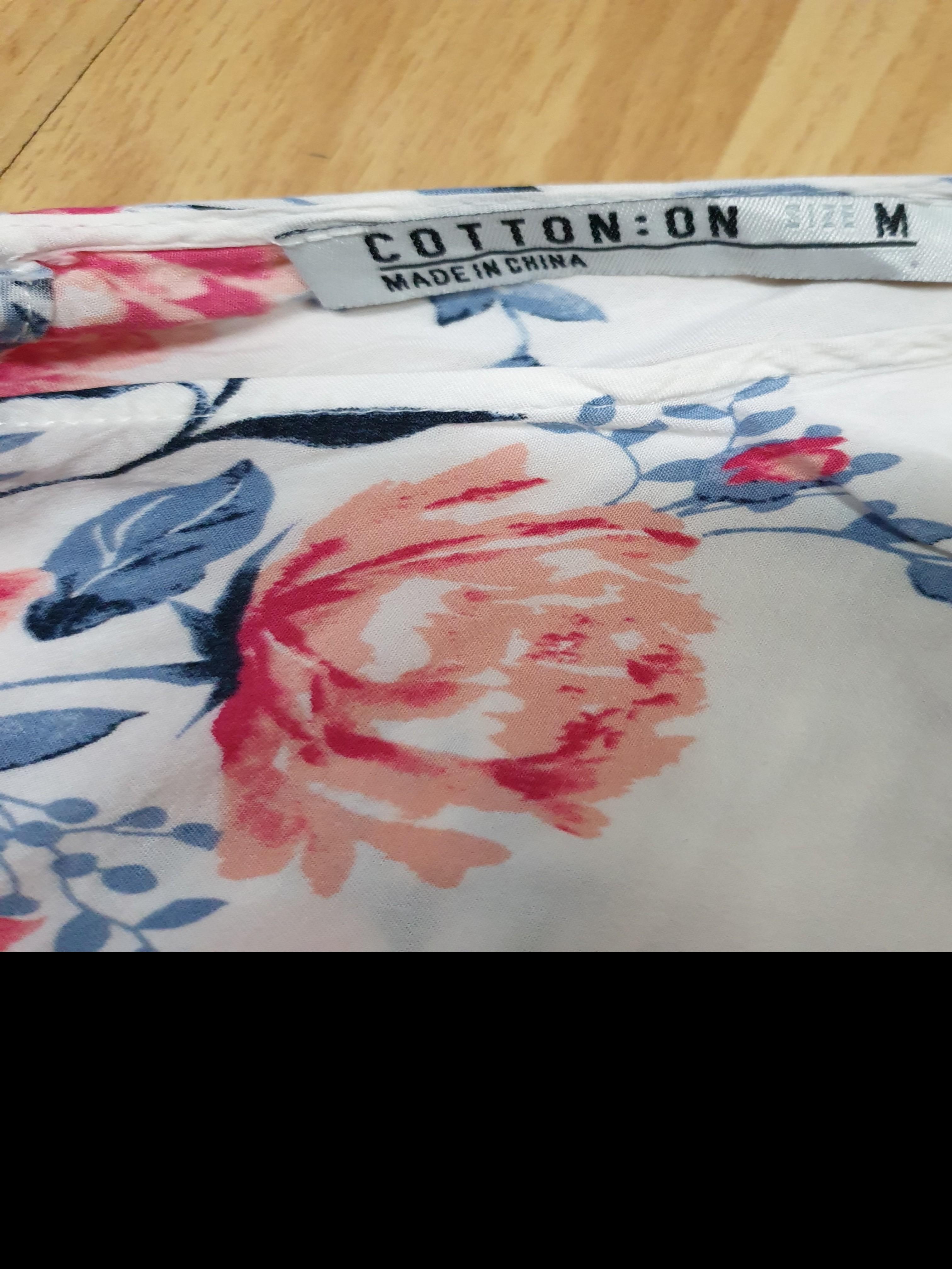 Cotton On Floral Tank Top (Category: Sleeveless) located in Manila. Submitted by rose1013 (Listing ID 1021409916, Image 2). Description: PRELOVED Cotton On Floral Tank Top Super presko feeling when you wear it! Size: Fits XS-M Women Bought from Cotton On Light and flowy fabric ♥️ Worn only 3x No issues Excellent Condition! RFS: Decluttering ➡️SF: c/o buyer ➡️Courier: Nationwide: ABest MM: Lalamove, Angkas, Mr. Speedy ➡️MOP: GCash, Palawan Express