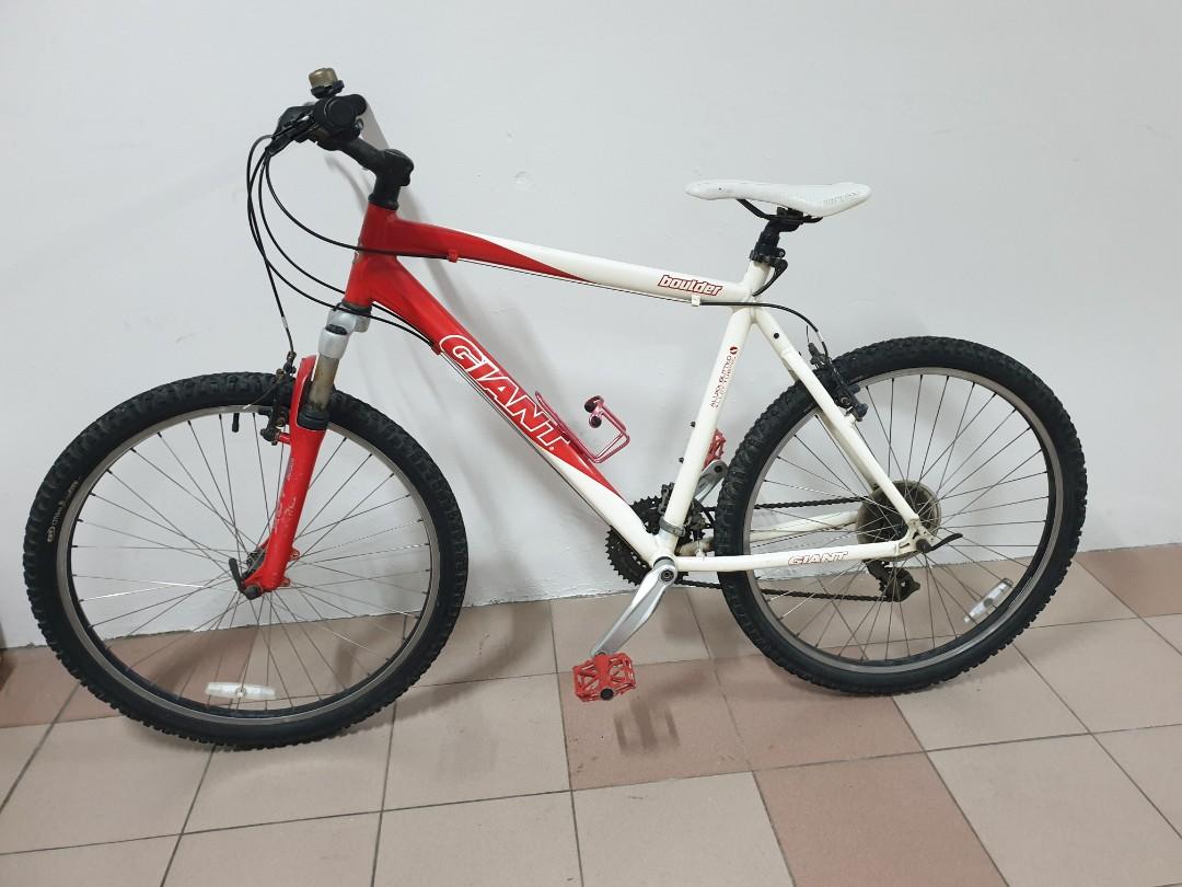 Used giant boulder best sale bike for sale
