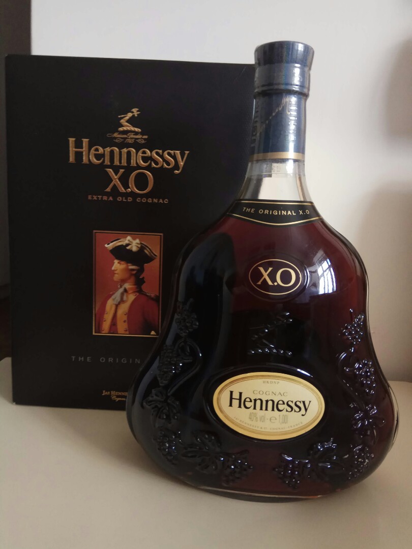 Hennessy XO 1000ml, 嘢食& 嘢飲, 酒精飲料- Carousell