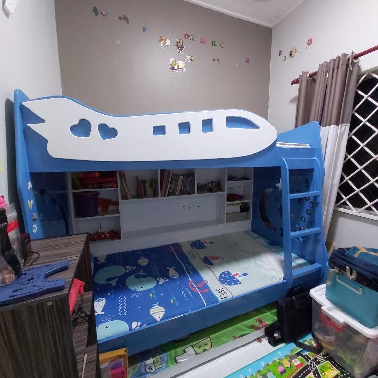 Katil Budak 3 Tingkat Home Furniture Furniture On Carousell