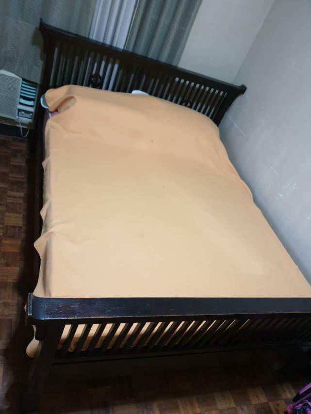 Queen Sized Bed Set by Bo Concepts (Category: Bed Frames & Mattresses) located in Paranaque City. Submitted by b.zarie (Listing ID 1021353757, Image 3). Description: King Sized Bed made by Bo Concepts -Some repairs are needed but the frame is solid and sturdy -2 side tables not included (PM for Price) -For All 5 Pieces (Bed frame, Mattress, & 2 Side tables = PHP 30,000).