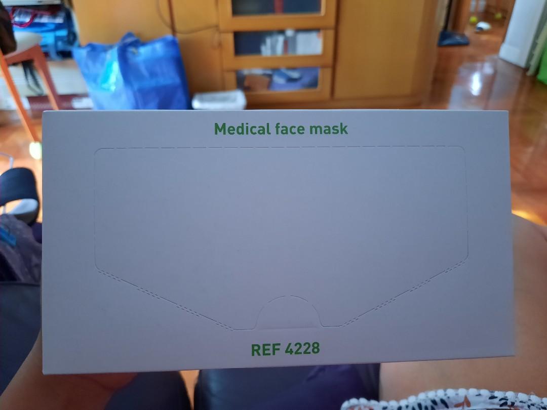 日本Level 2口罩，Barrier Medical face mask Ref 4228, 藍白斜紋，1盒, 美容＆化妝品, 健康及美容