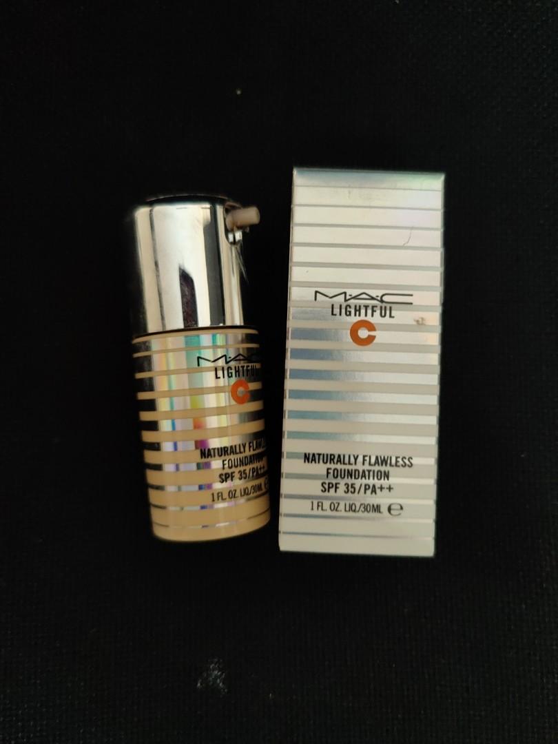 Mac Lightful Naturally Flawless Foundation Spf 35 NC25 (Category: Makeup) located in Manila. Submitted by madtb (Listing ID 1021317883, Image 1). Description: used 5x purchased 2300 pesos rfs too white.