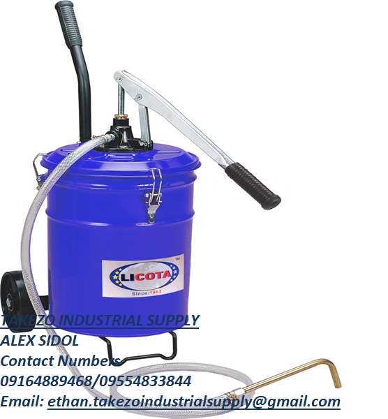 MANUAL GEAR OIL PUMP, Commercial & Industrial, Construction Tools