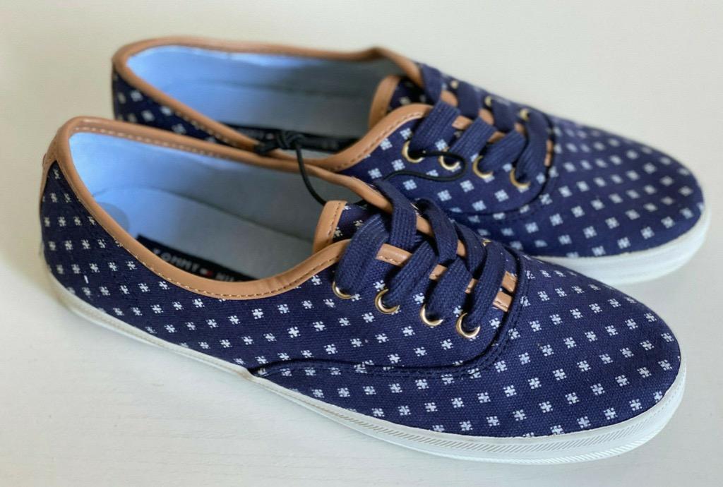 tommy canvas shoes