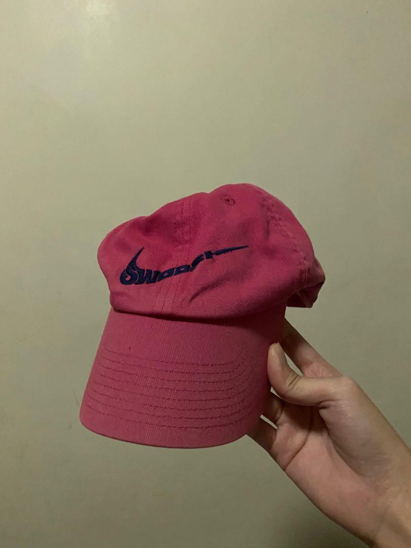 pink nike hat mens