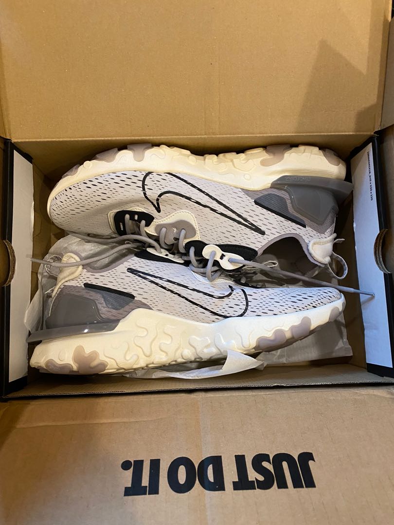 react vision - vast grey/sail-white