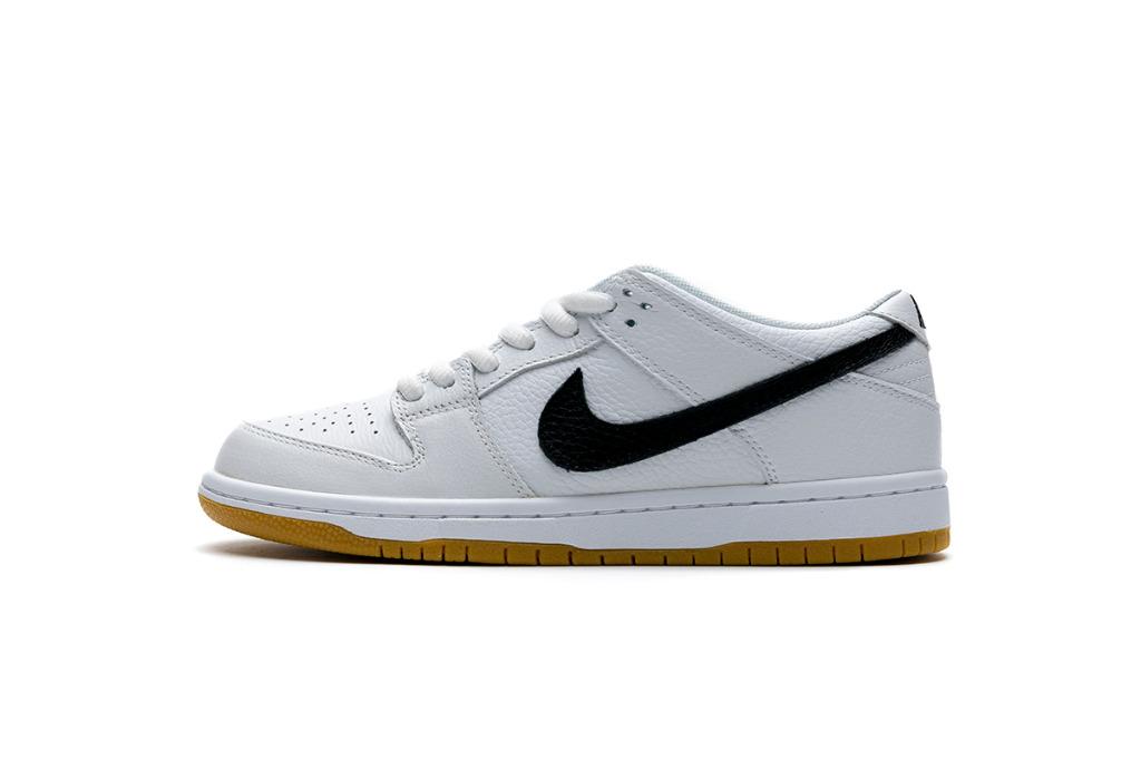 sb dunk orange label white