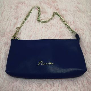 (Category: ) located in . Submitted by stylishfinds (Listing ID 1021526923, Image 1). Description: .