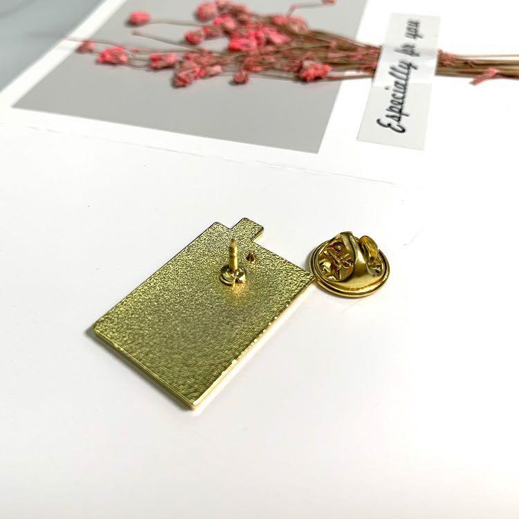 PO Izone Twice NCT TXT Enamel Pins, Hobbies & Toys, Memorabilia